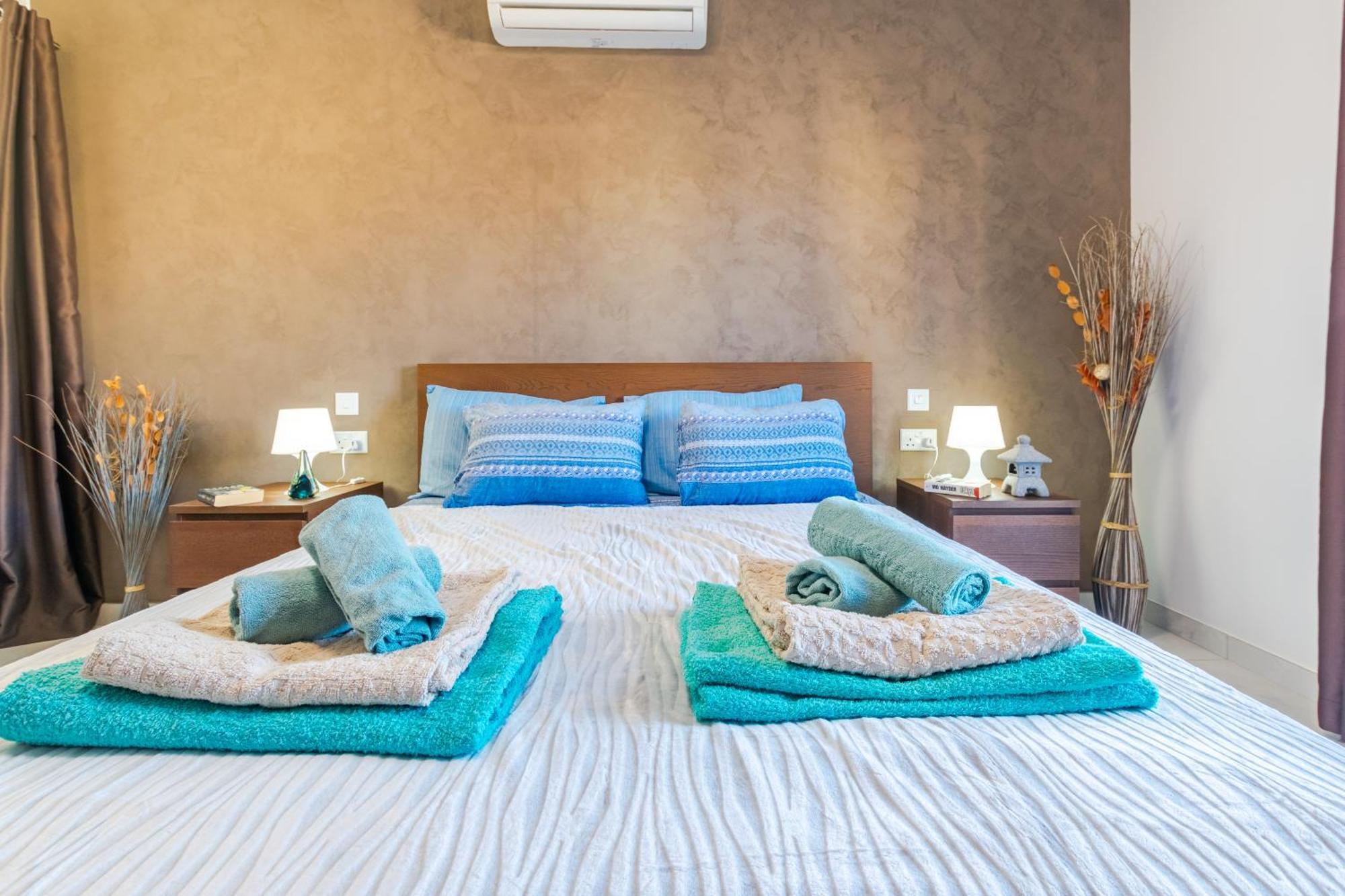 New Spacious Apartment With Amazing View Bugibba خليج سانت بول المظهر الخارجي الصورة